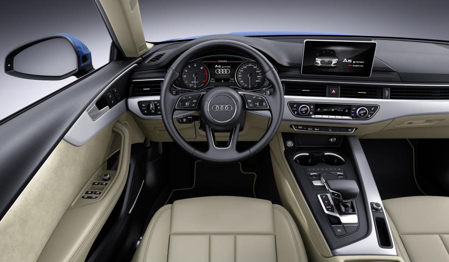 Панель приборов Audi S5 Sportback 2016 года  (WW) (фото 7 из 45)
